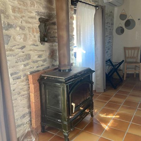 Les Terres Aoyama Hotel Saint Julien Les Rosiers Buitenkant foto